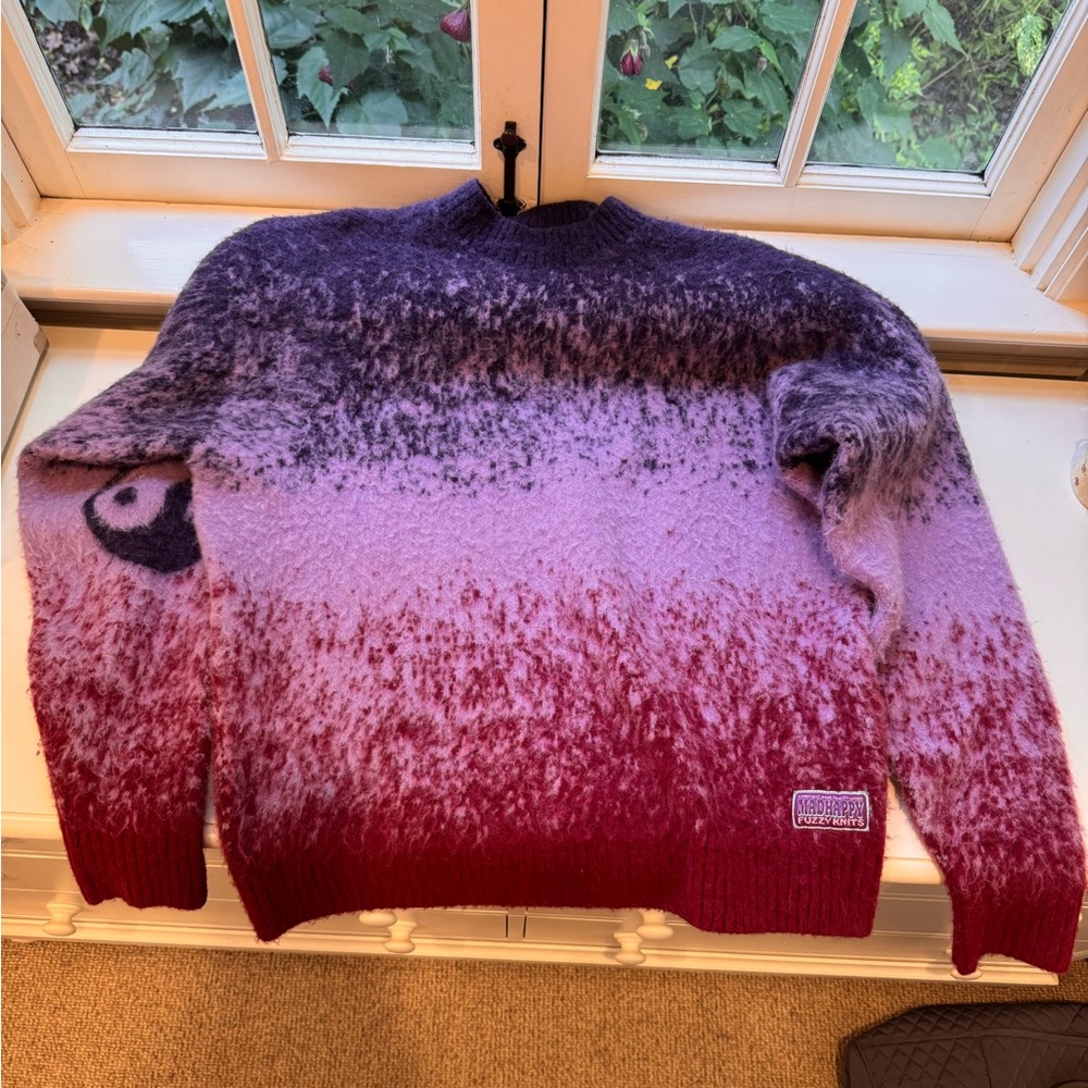 MADHAPPY FUZZY KNIT CREWNECK
